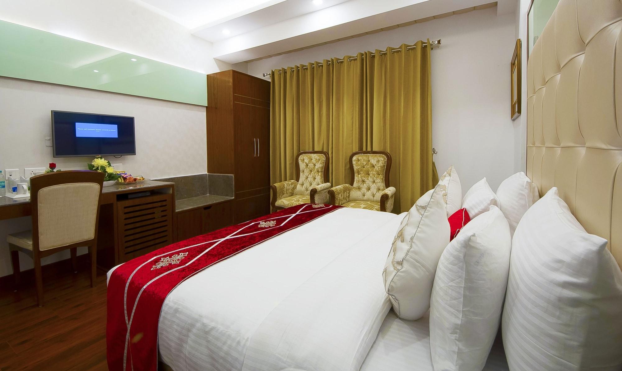 Hotel Swaran Palace Delhi  Exterior photo